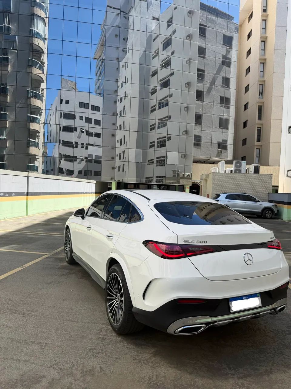 Mercedes-Benz GLC-300 AMG L. Cou. 4M 2.0 TB Aut. (híb) 2024