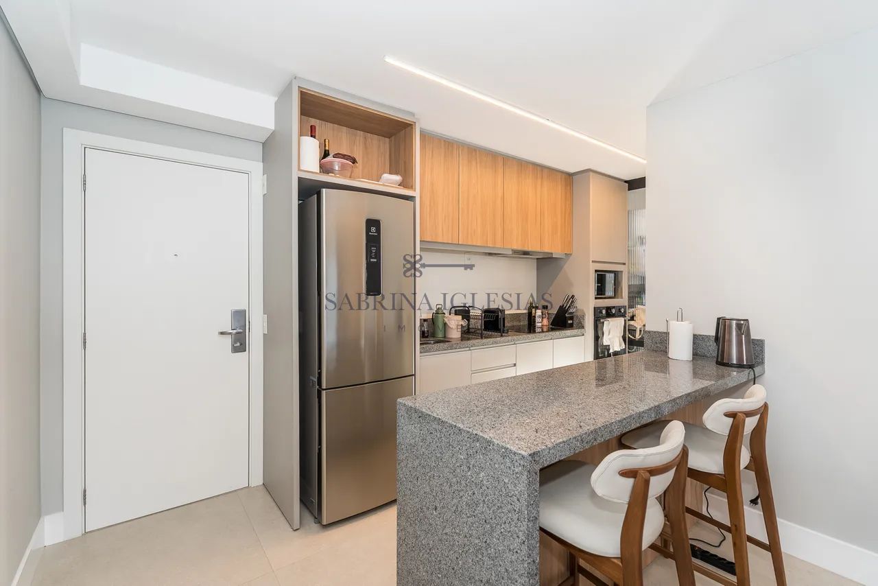APARTAMENTO EM ANDAR ALTO COM 2 QUARTOS NO THE FIVE BATEL - Foto 4