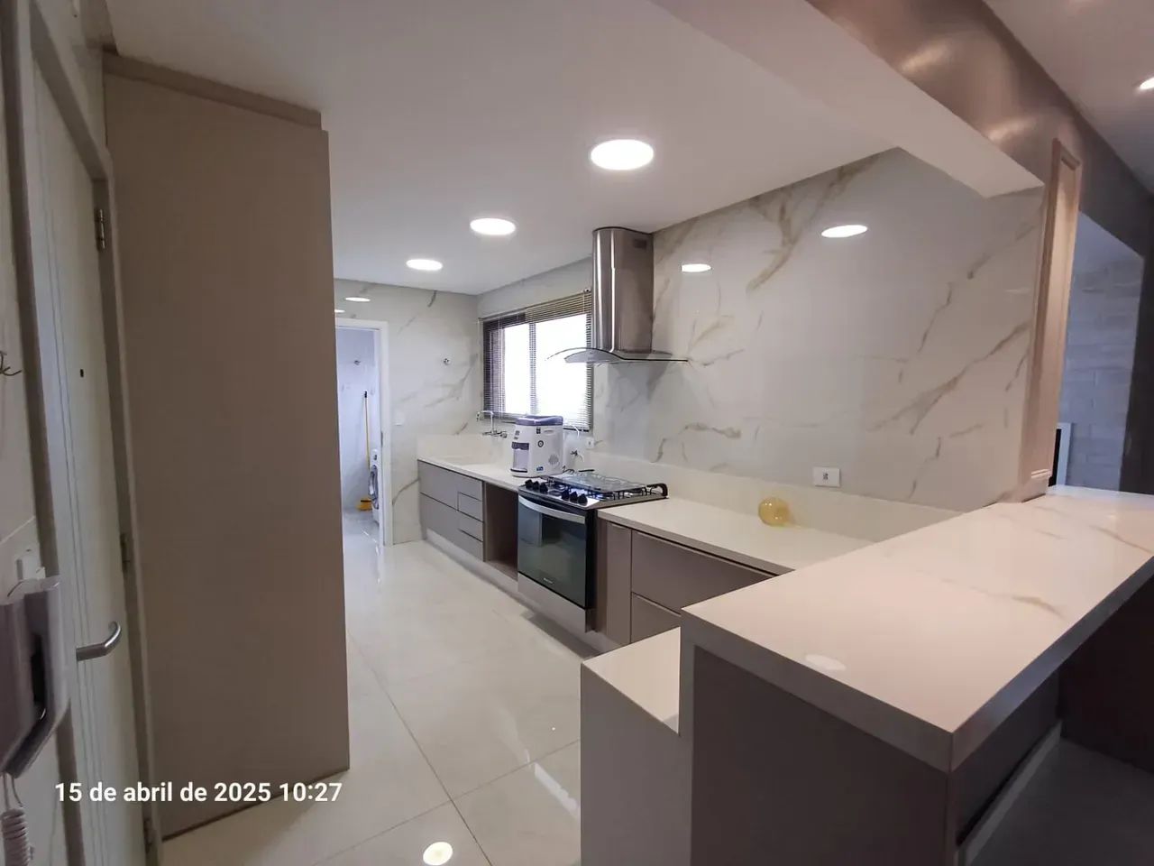 Apartamento com 240m - semi mobiliado- Centro - Cascavel - PR - Foto 5