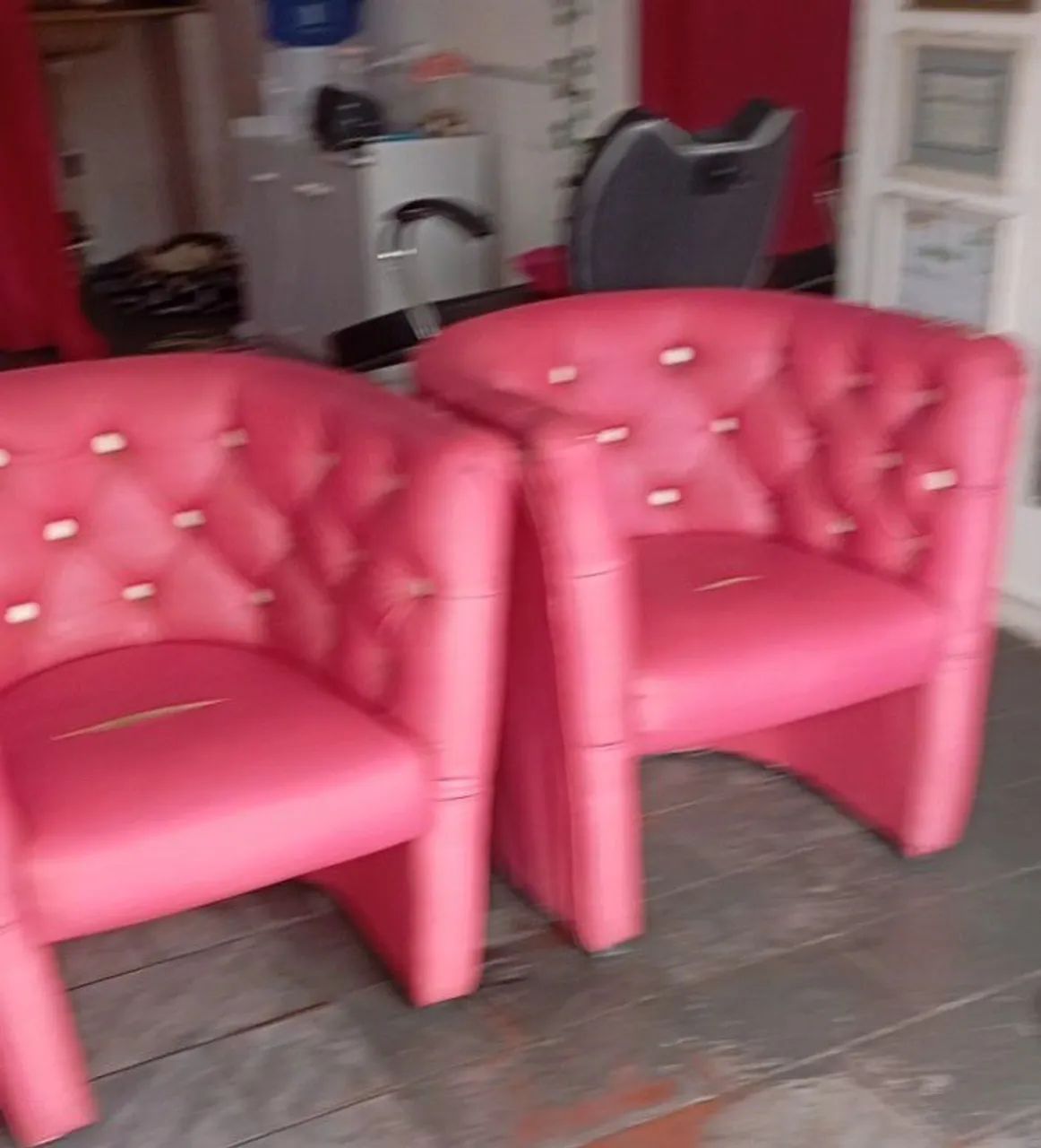 1 lavatório 3 poltronas usadas  - Foto 2