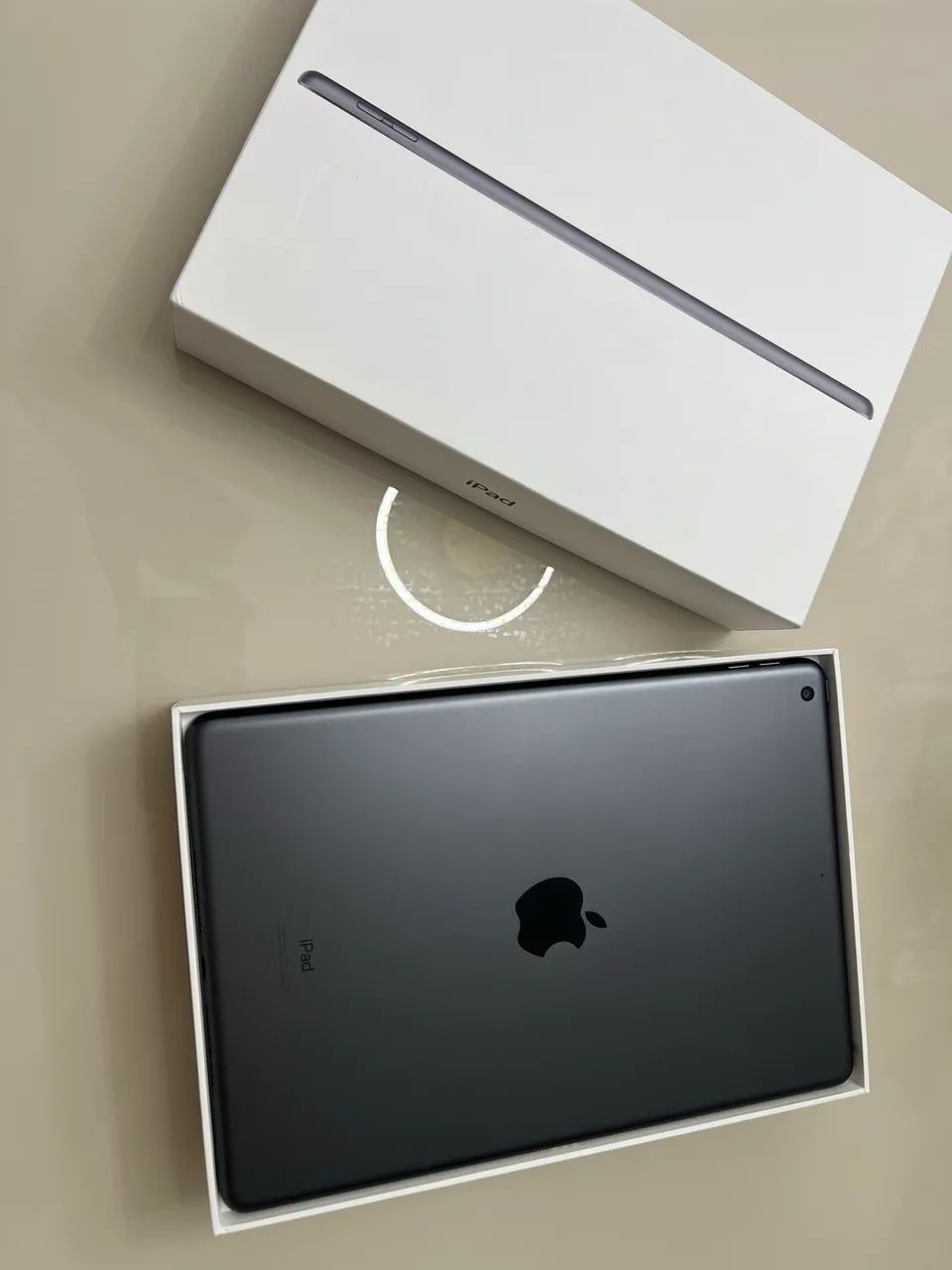 iPad 9 64gb 1 ano de uso sem absolutamente nenhuma marca