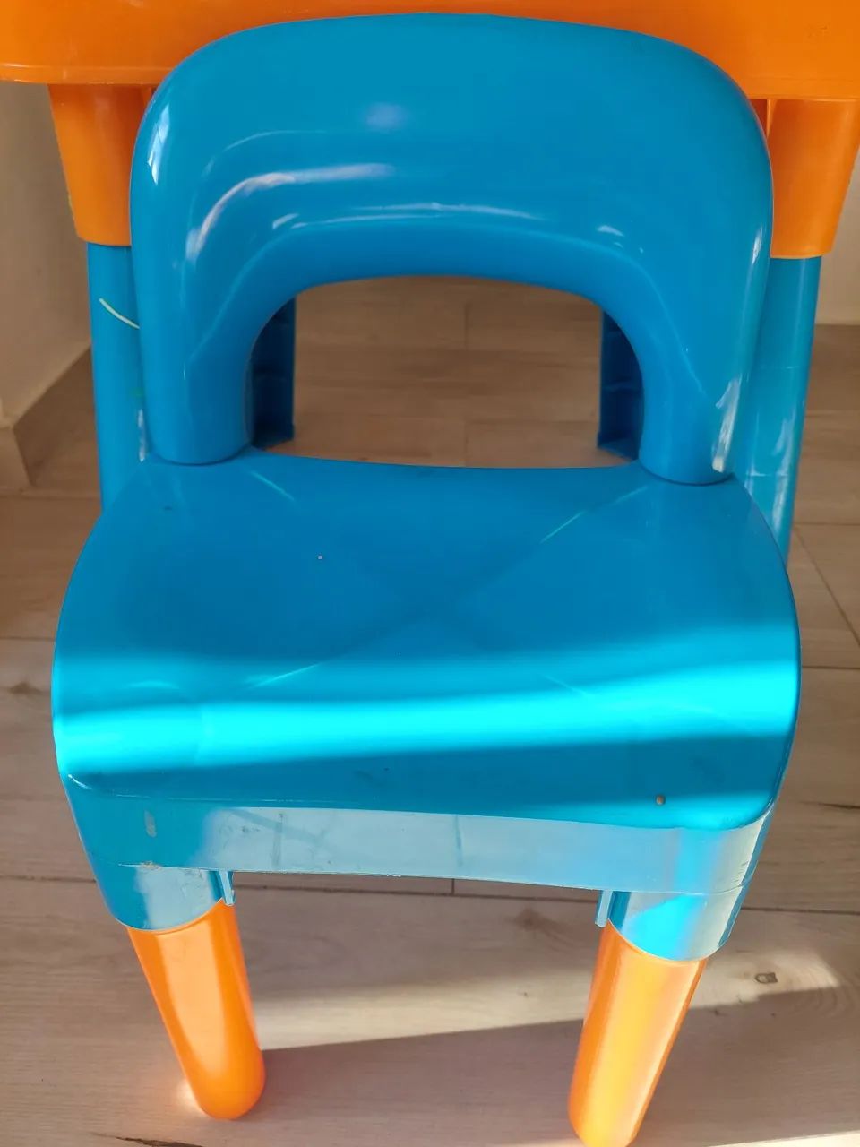Mesa infantil com divisórias  - Foto 3