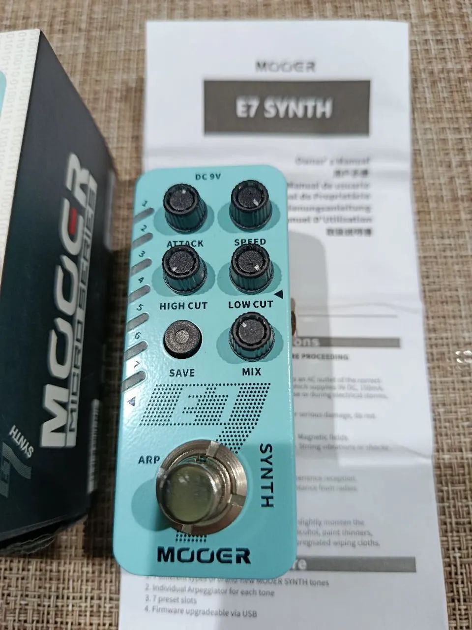 Pedal Synth Mooer E7. Na caixa - Foto 2