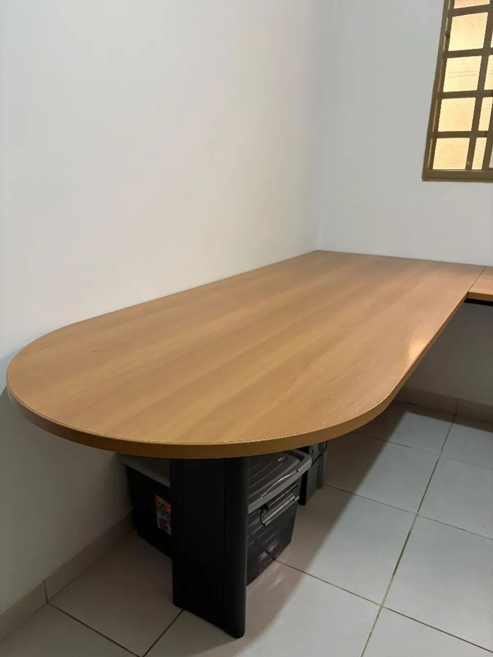 Conjunto Mesa escritório com armário e gaveta  - Foto 2