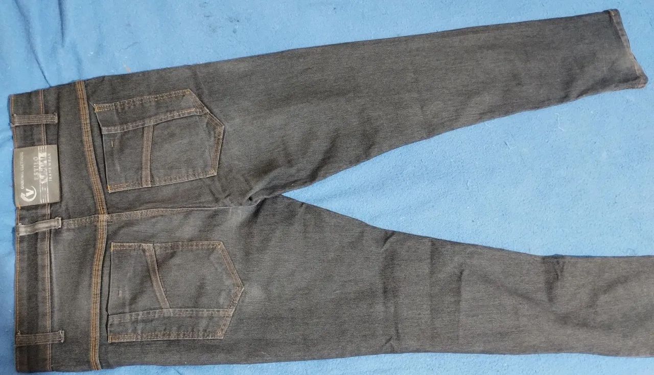 Vendo calça jeans cinza - Foto 2