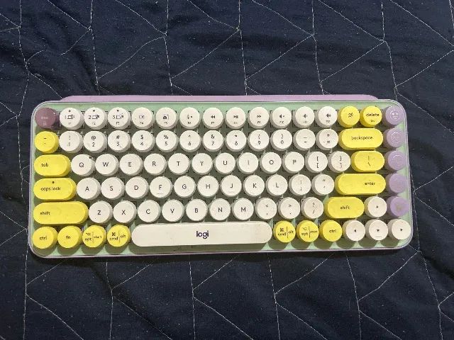Teclado Logitech Pop Keys