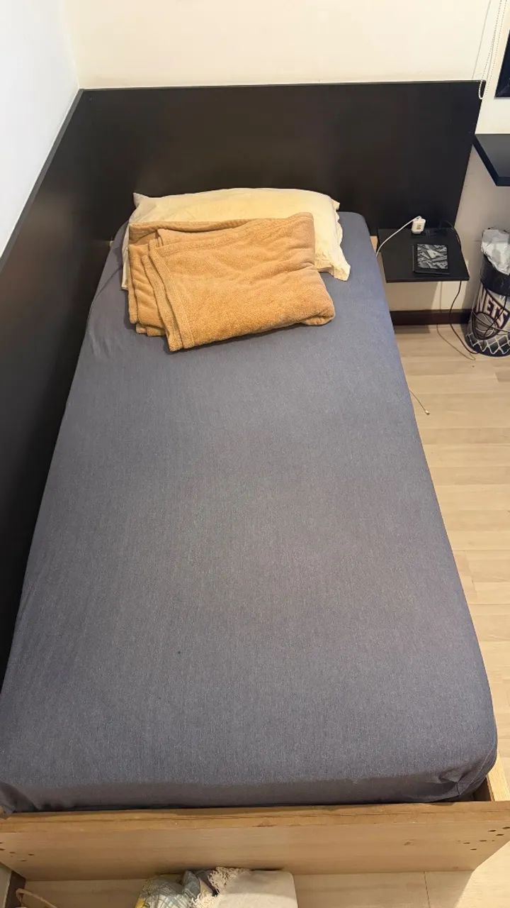 CAMA DE SOLTEIRO E 2 COLCHÕES - Foto 2