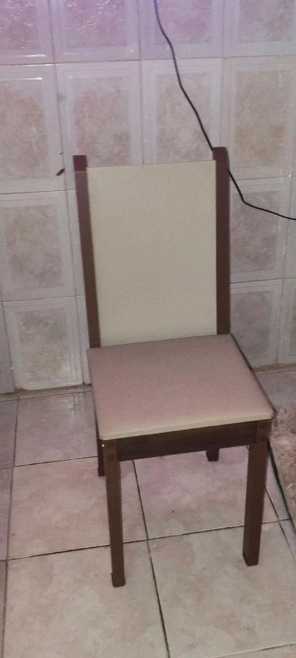 Mesa de jantar 4 cadeiras  - Foto 2