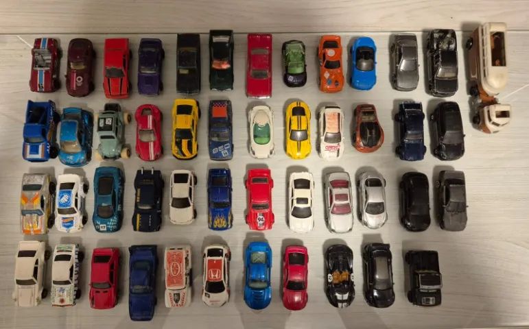 Lote Hotwheels 48 Unidades