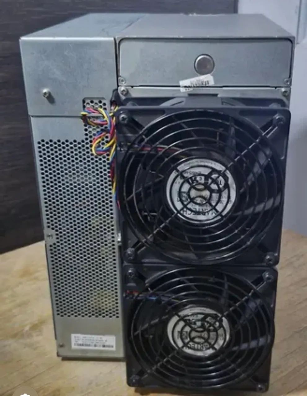 Mineradora de bitcoin S19 95TH/s