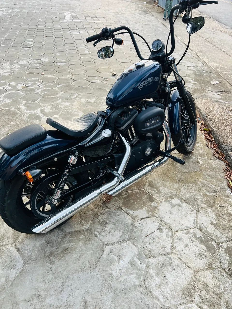 HARLEY DAVIDSON