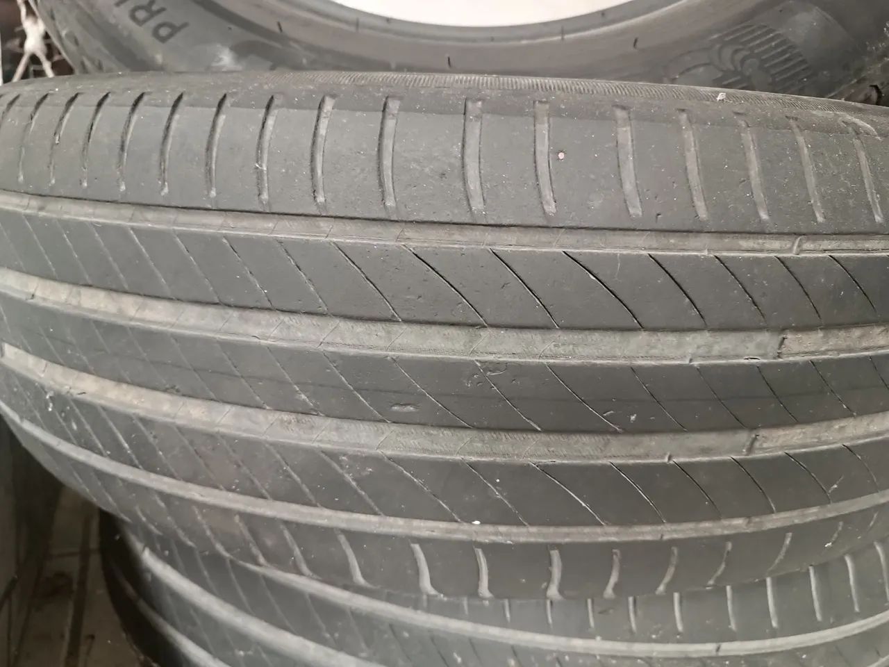 PNEUS MICHELIN