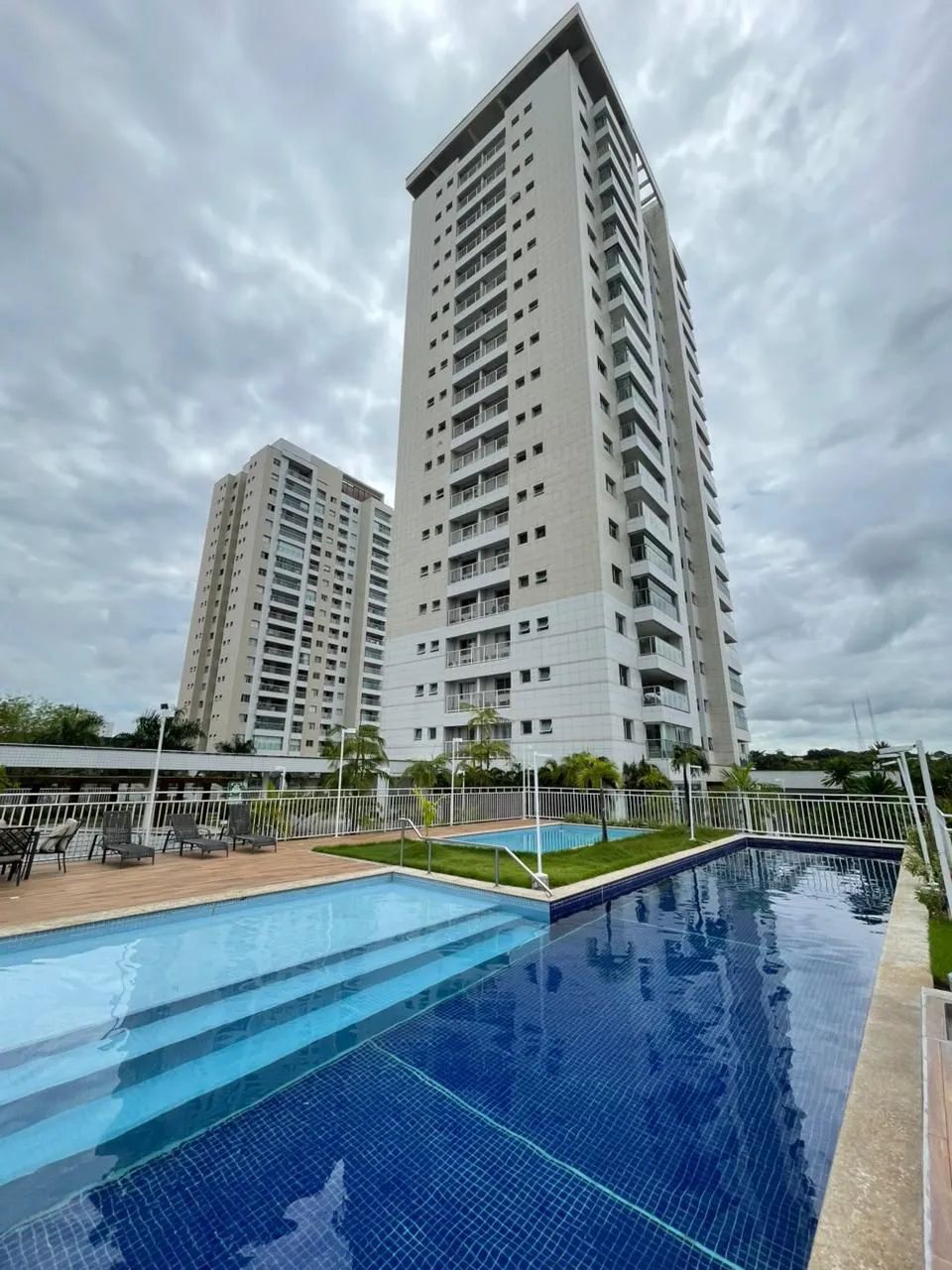 Coral Gables - Apartamento 117m² 3 Quartos 1 Suíte 100% Mobiliado no Aleixo - Foto 2