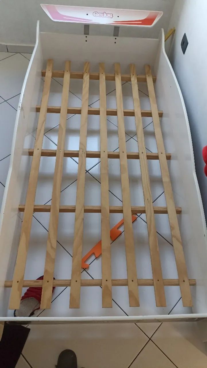Cama infantil carro de corrida  - Foto 4