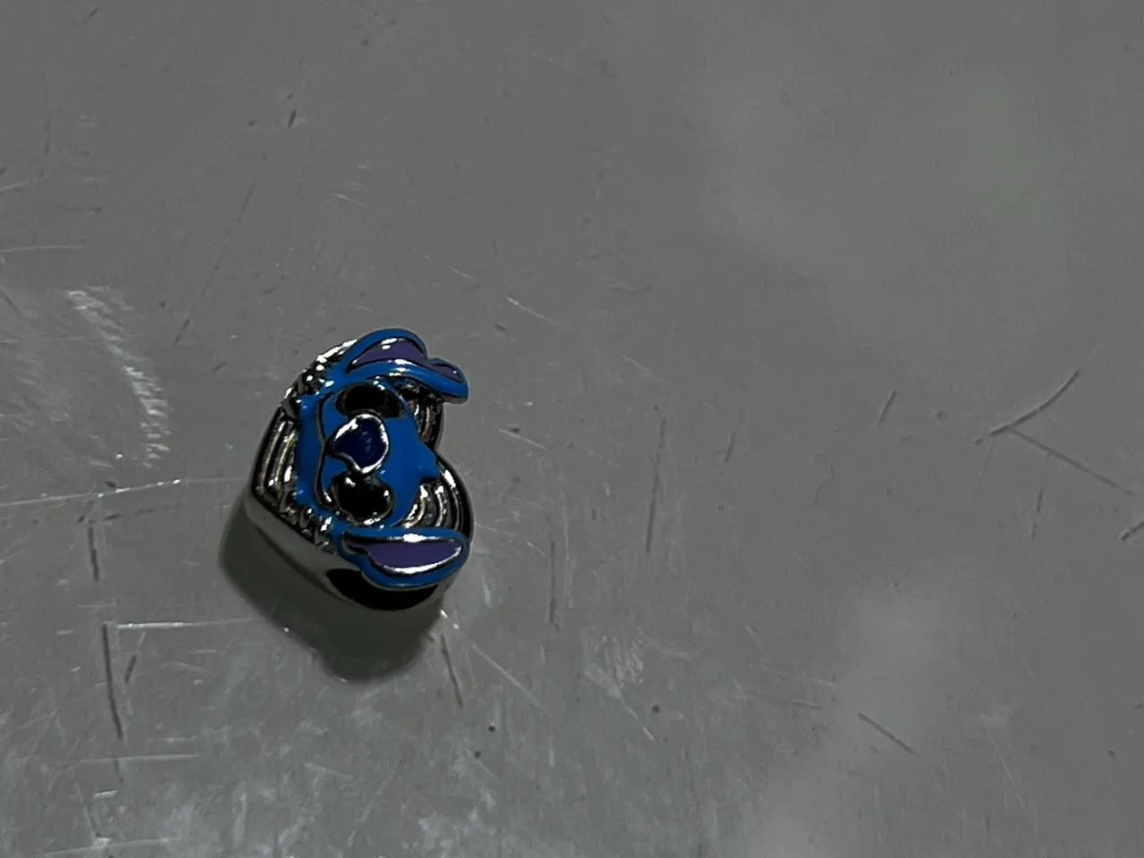 Charm Pandora Original - Personagem Azul em Prata