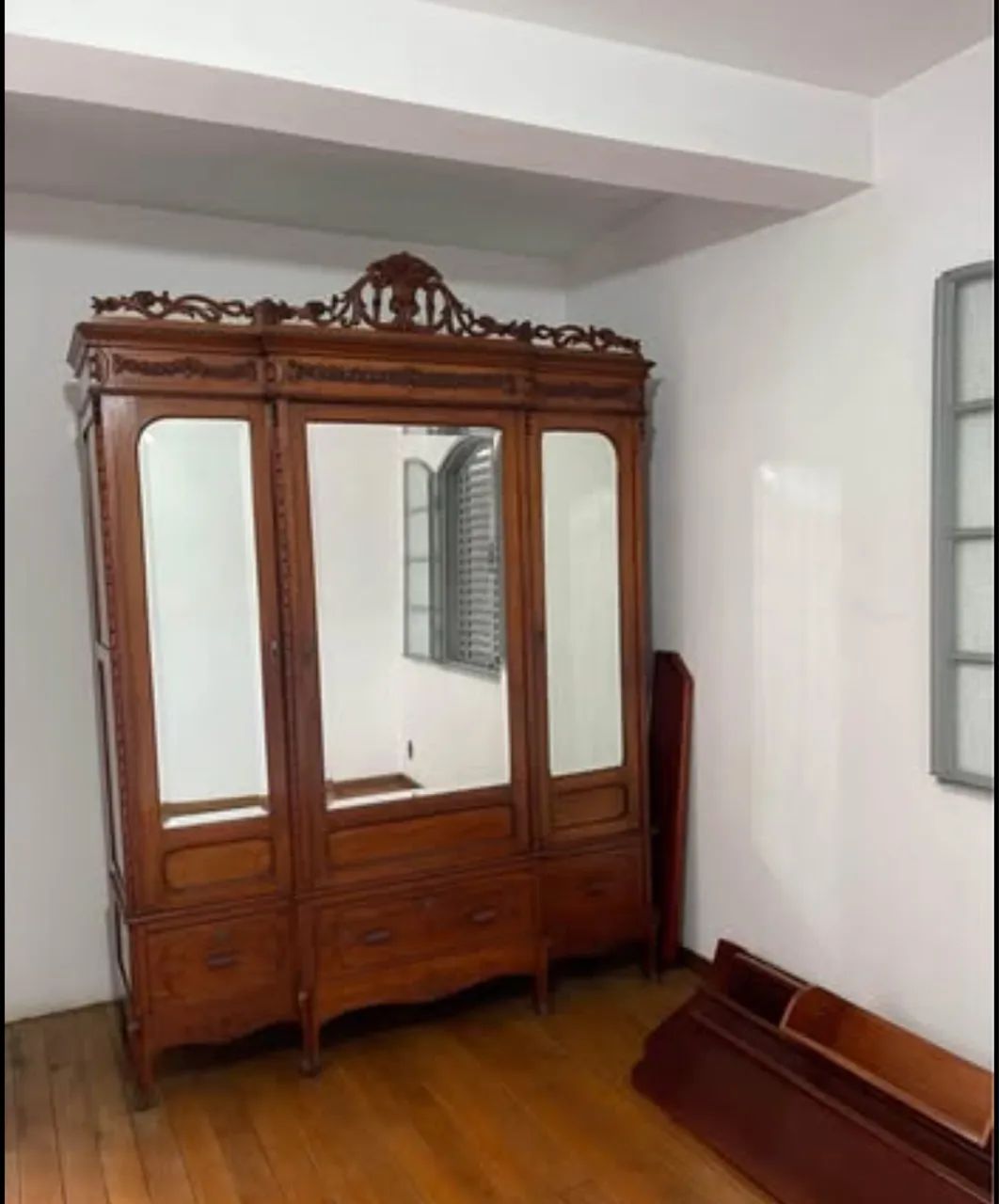 Guarda roupa madeira maciça  - Foto 5