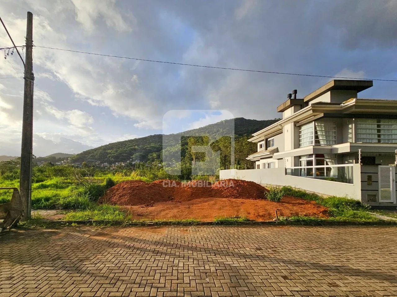 Terreno à venda no bairro Saco Grande - Foto 3
