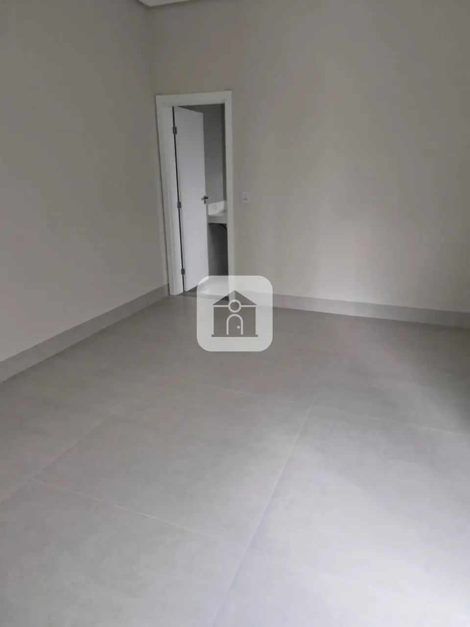 Casa para venda no bairro Jardim Botânico