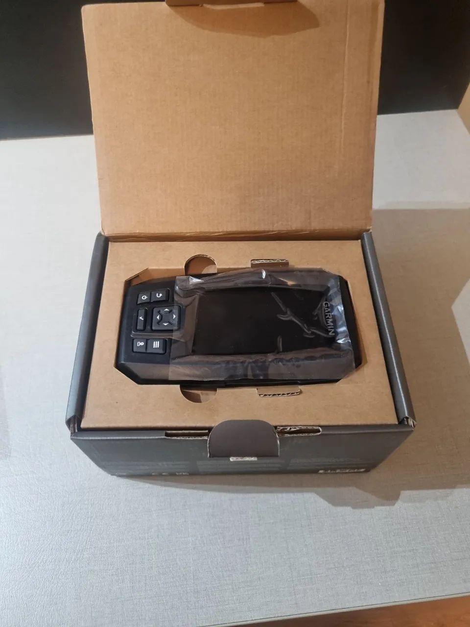 Gps Garmin striker plus 4 com transdutor  - Foto 4