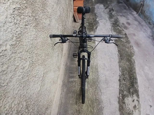 Bicicleta Aro 29 - Quadro Alumínio - 21 Marchas, Suspensão e Freio a Disco - Foto 2