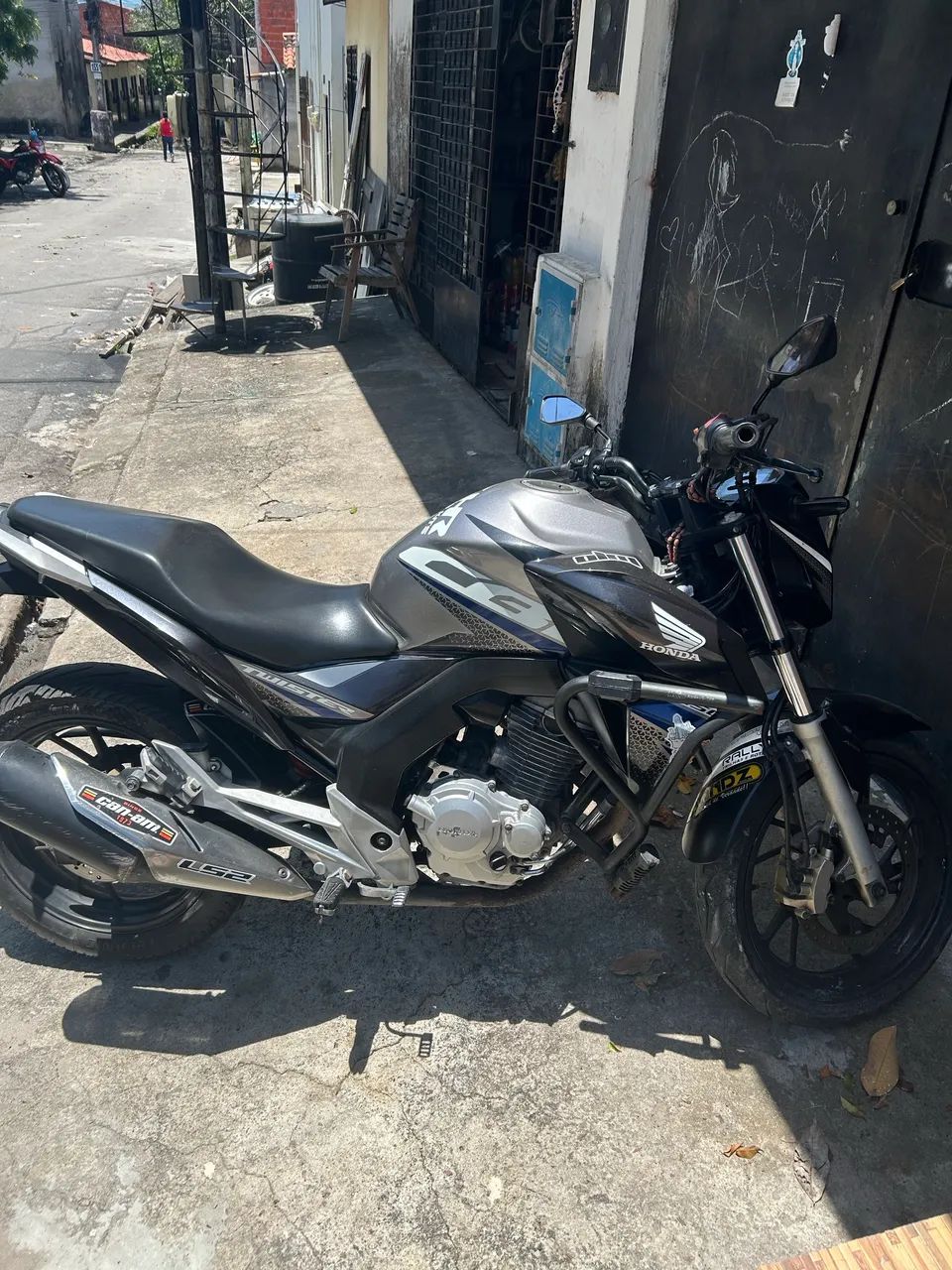 Honda cb twister  - Foto 2