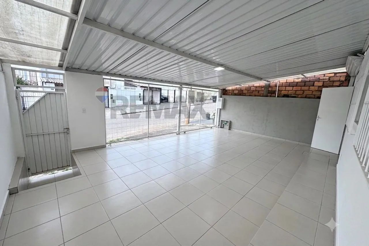 Casa Wanel Ville V : 2 Quartos e Garagem Ampla! - Foto 2