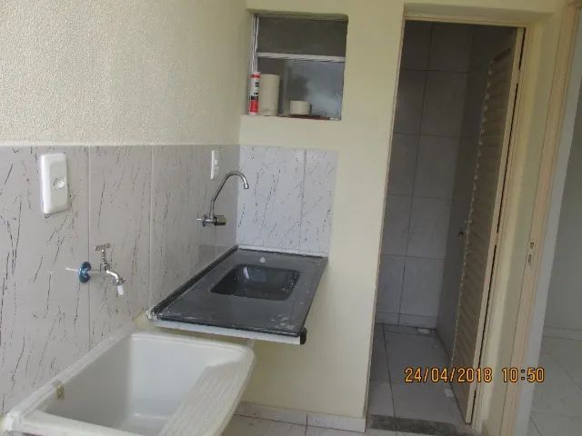 Aluguel de Quarto/Sala (Kitnet) - Foto 5