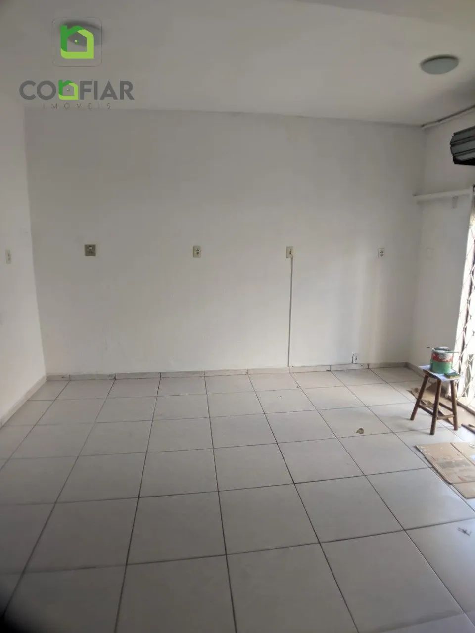 Loja para Aluguel - 30m² no Bairro Alípio de Melo