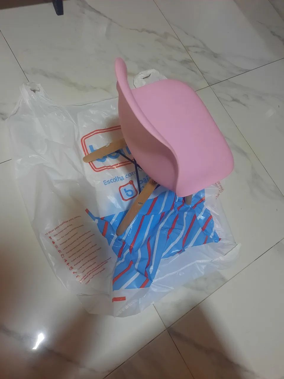 Cadeira infantil Charles Ellfiel  - Foto 3