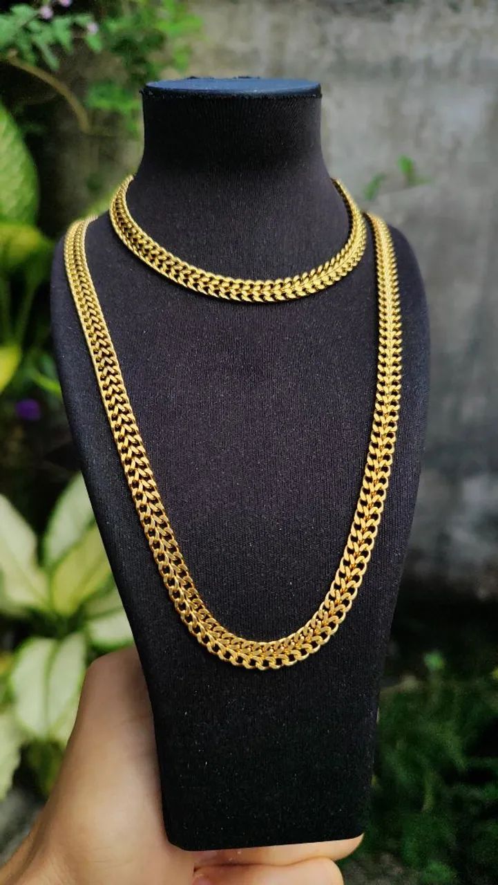 Conjunto gargantilha e pulseira em aço inoxidável