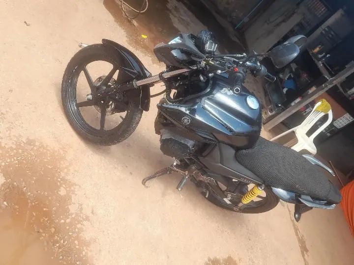 Fazer 150   - Foto 2