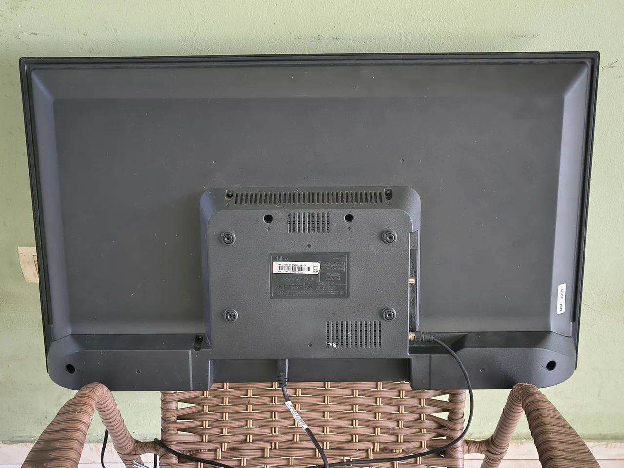 TV DE LED FUNCIONANDO PERFEITAMENTE E BASTANTE CONSERVADO  - Foto 2