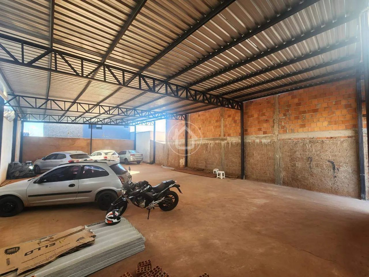 GALPÃO 210 M² TODO COBERTO - CORONEL ANTONINO - Foto 3