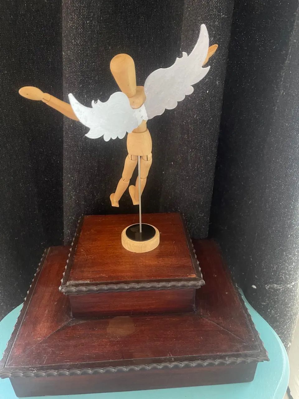 BONECO ARTICULADO ANJO COM ASAS DE METAL  - Foto 2