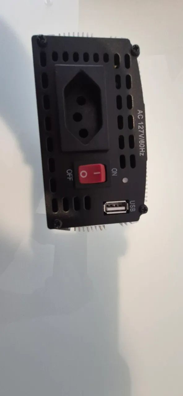 Inversor de Onda Modificada 12VDC/127V USB 400W da marca Hayonik - Foto 4
