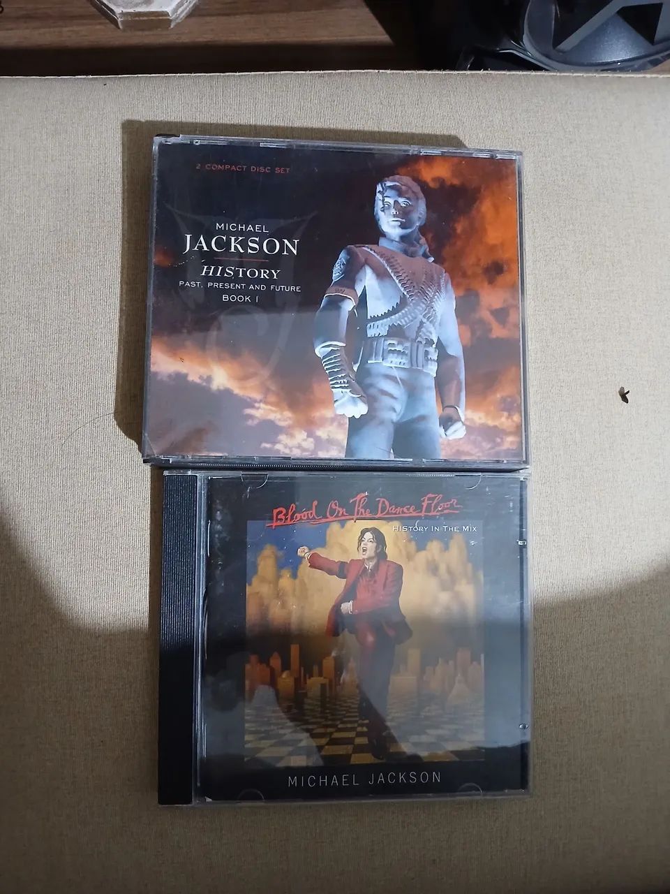 3 CDS Michael Jackson History e in the mix - Foto 4