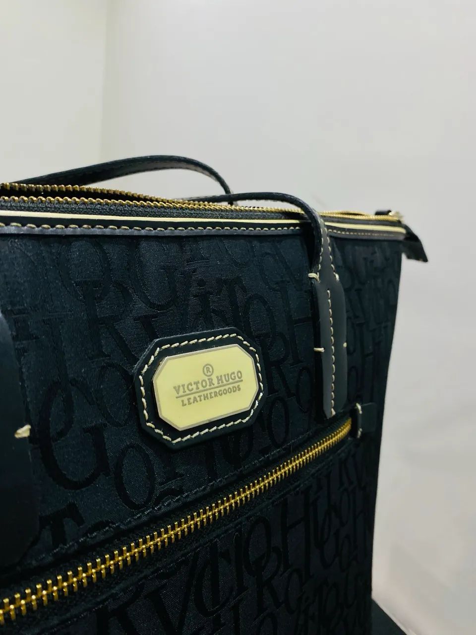 Bolsa Victor Hugo Leathergoods 