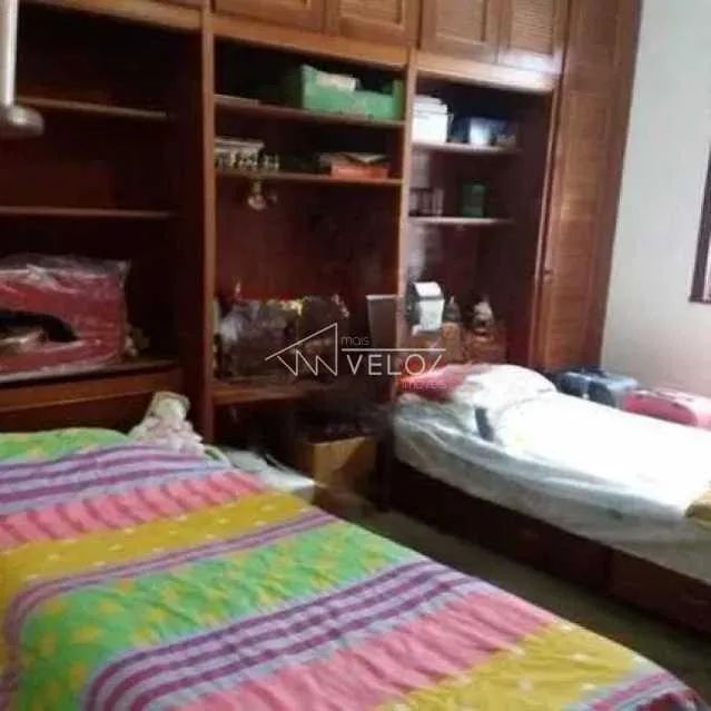 Casa de rua : / Residencial / Gávea