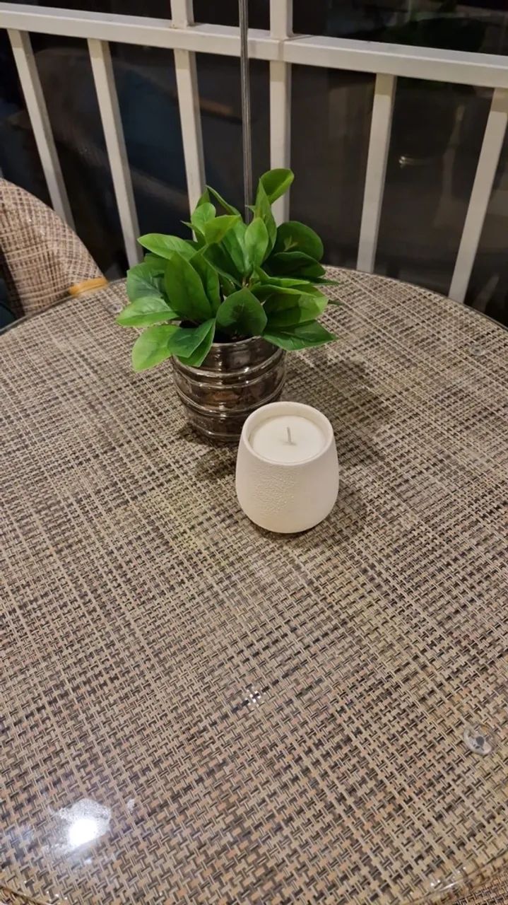 Conjunto Mesa e Cadeiras - Foto 3