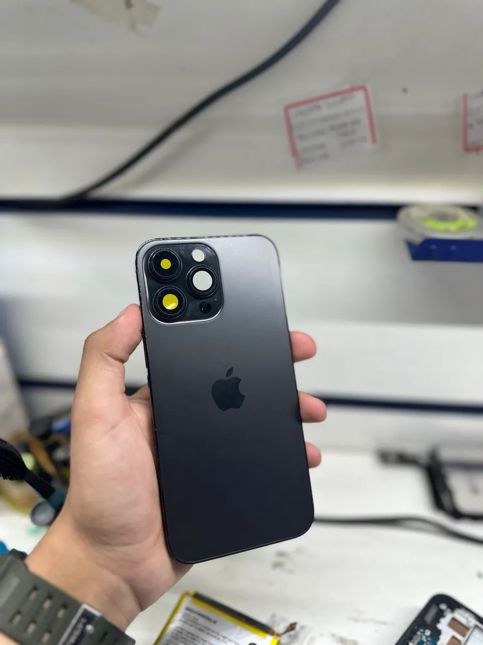 Carcaça 14 Pro Max