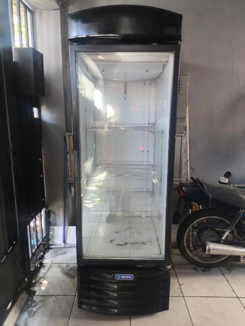 Refrigerador Expositor Vertical