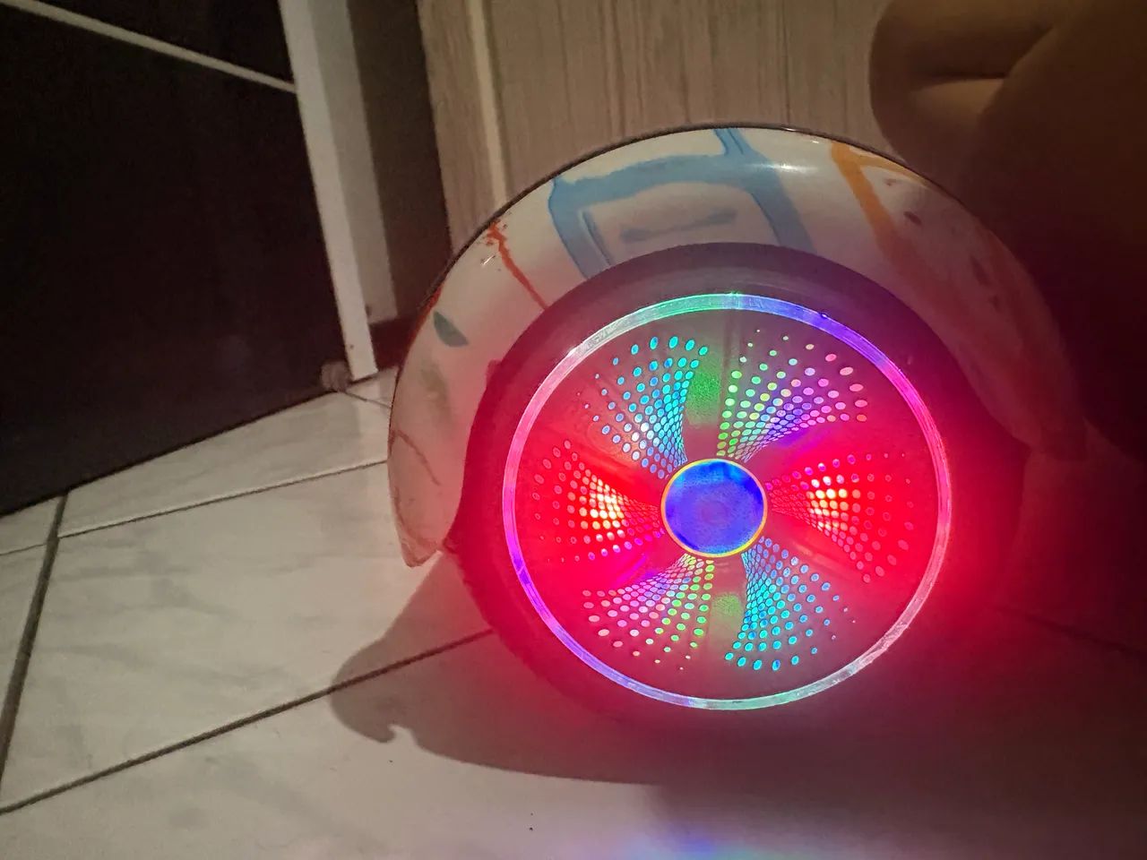 Hoverboard Skate Elétrico Com Led E Bluetooth - Foto 3