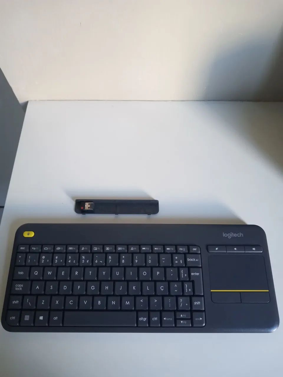 Teclado Logitech Touch Bluetooth K400