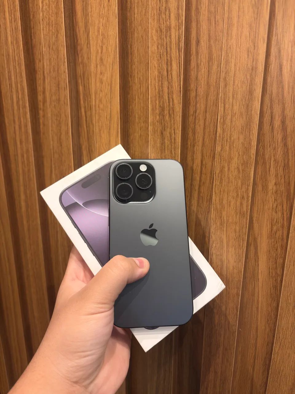 IPHONE 16 PRO 128gb PRETO 96% OPORTUNIDADE