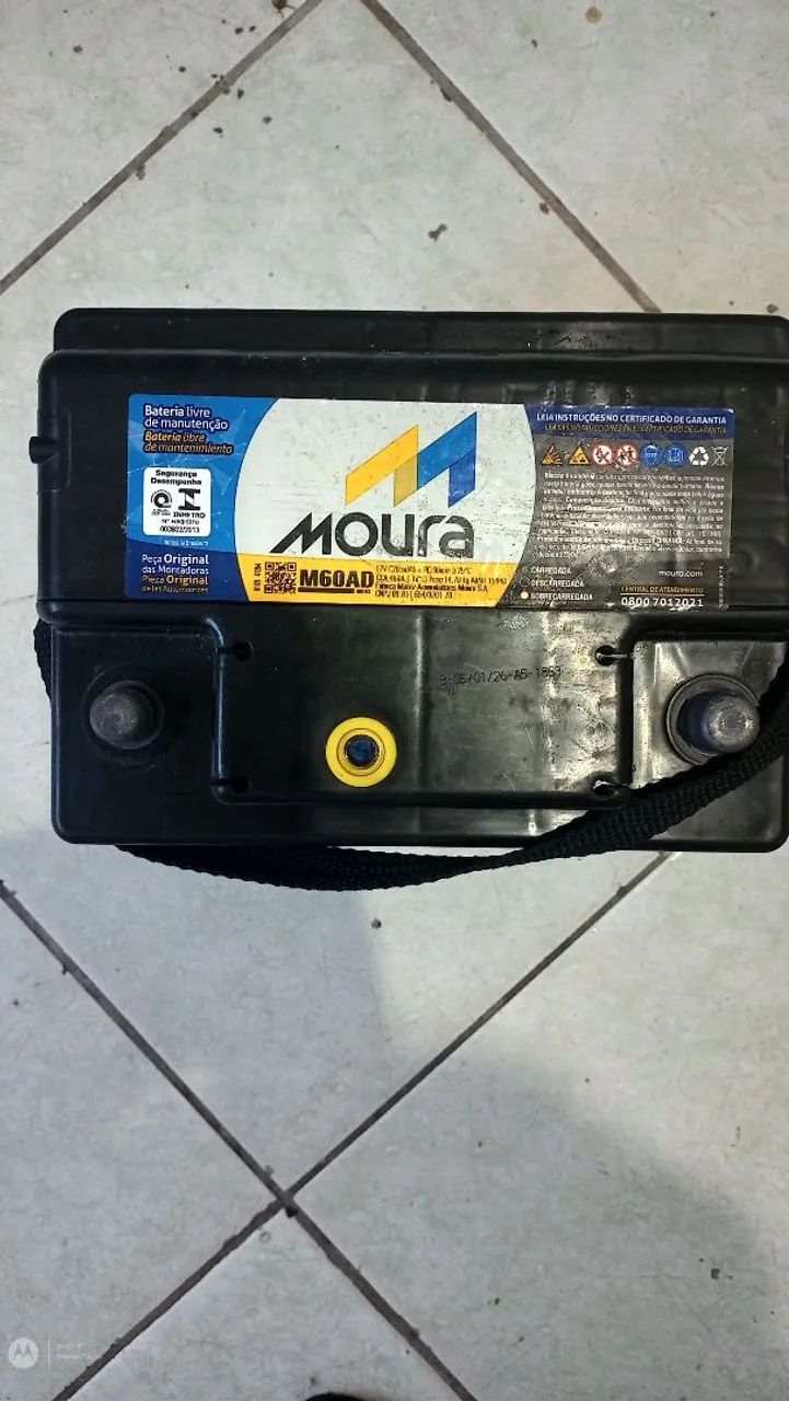 Bateria de carro marca Moura  - Foto 2
