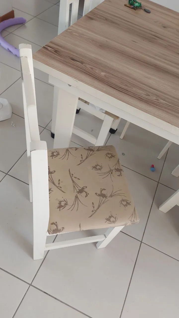 Mesa 4 cadeiras  - Foto 3