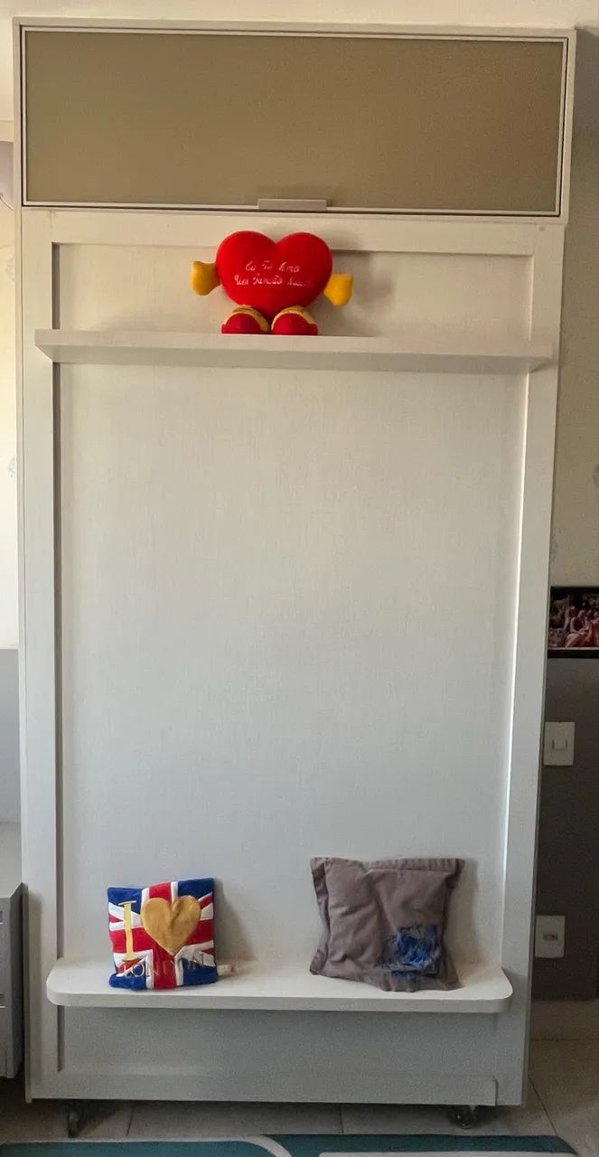 Cama solteirão retrátil 