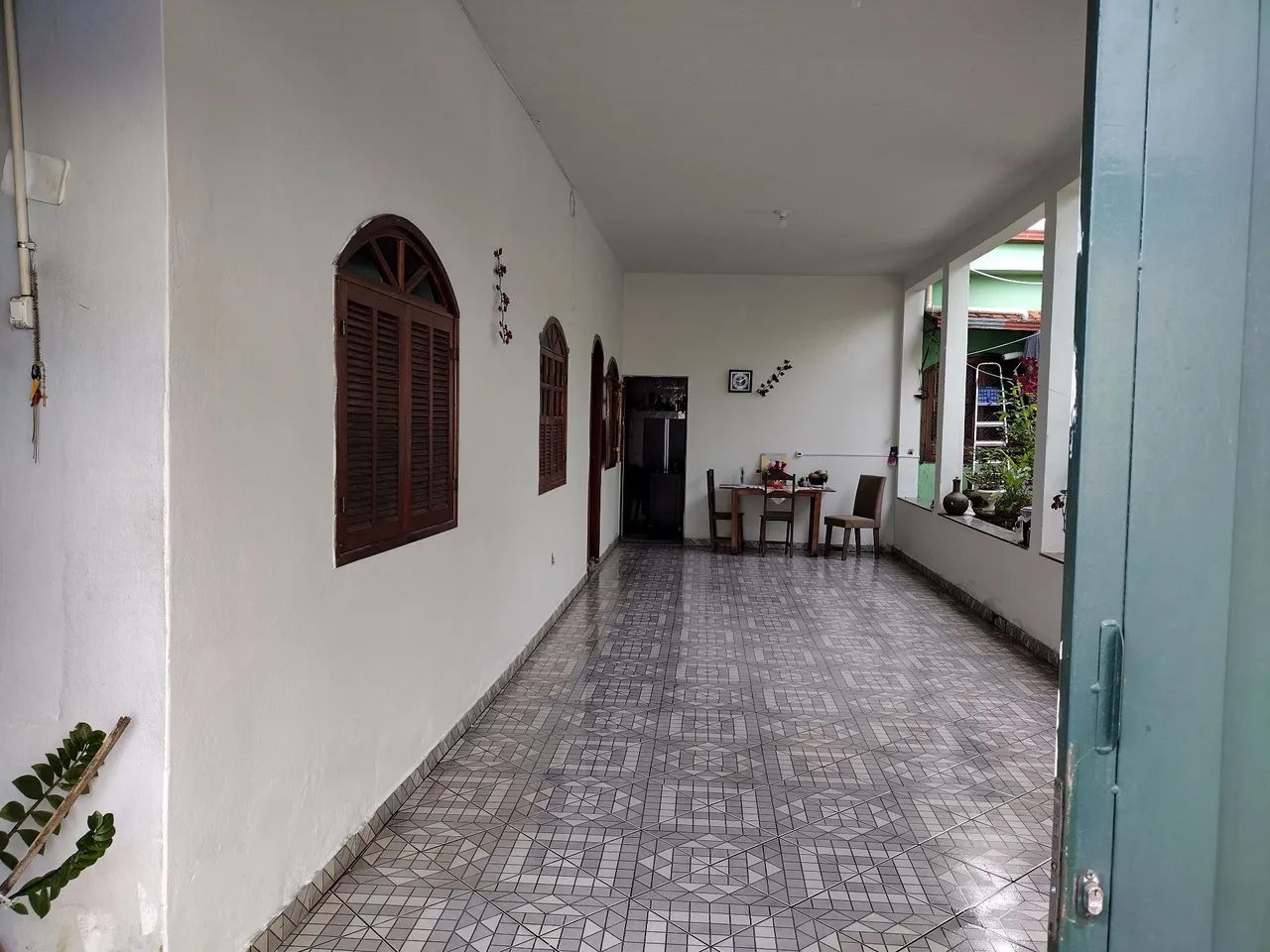 Vendo casa estilo casa de roça com fogão a lenha e quintal 