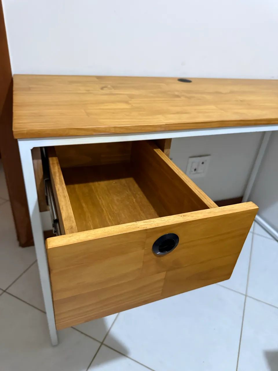 Mesa de trabalho/estudo  - Foto 4
