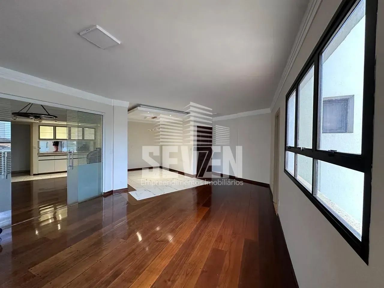 Apartamento com 3 Quartos no Centro  Bauru  Totalmente Reformado - Foto 3